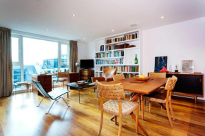 Veeve - River Apartment